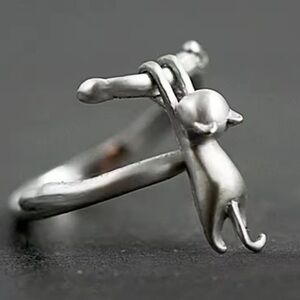 Cat Silver Hanging Ring – Adjustable Silver Animal Lover Jewelry